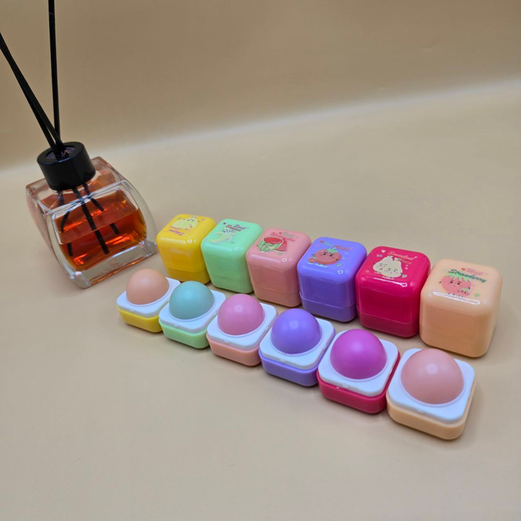 بالم لب میوه ای هدی بیوتی Hoda beauty