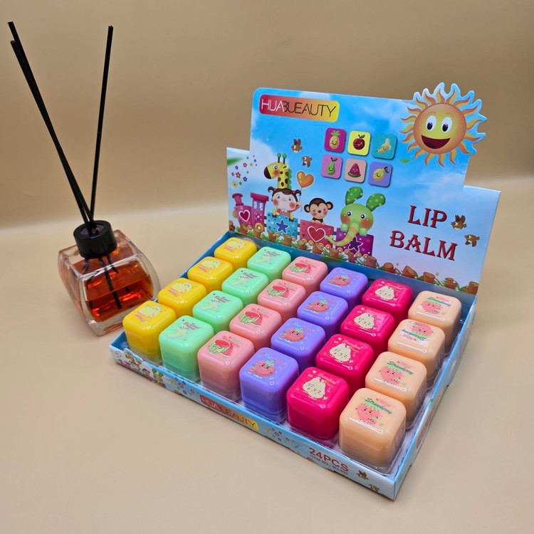 بالم لب میوه ای هدی بیوتی Hoda beauty