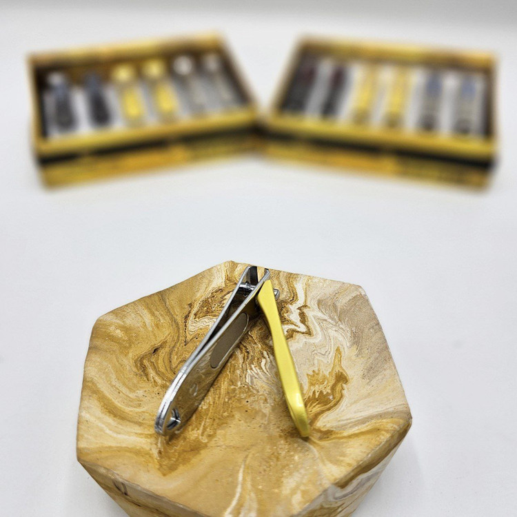 ناخن گیر فوقالعاده حرفه ای سایز متوسط گلدن دریم