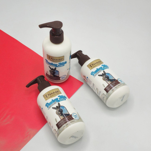 لوسیون بدن نرم کننده و آبرسان شیر الاغ برند دیسار