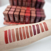 رژلب جامد مخملی برند B two B