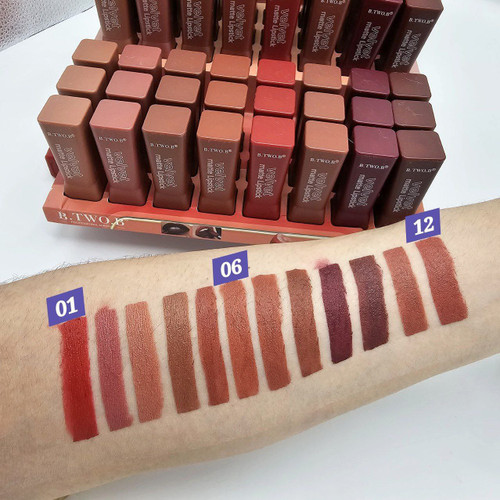 رژلب جامد مخملی برند B two B