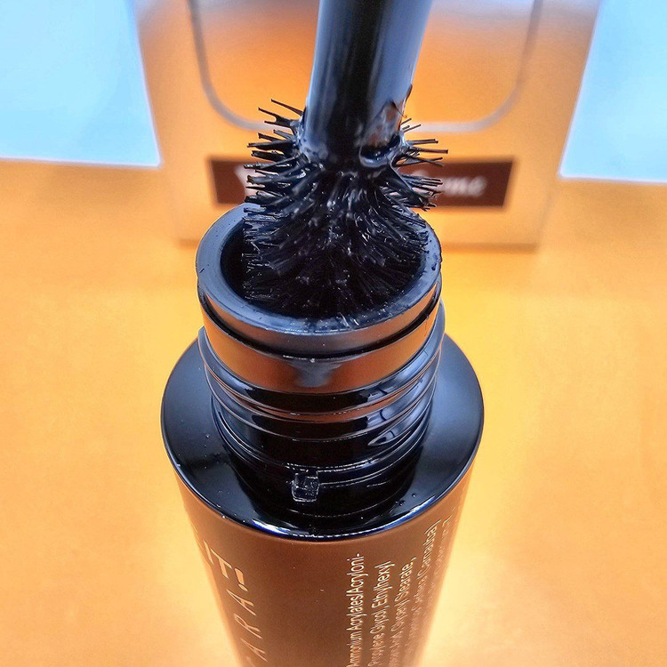 ریمل حجم دهنده برند یورن