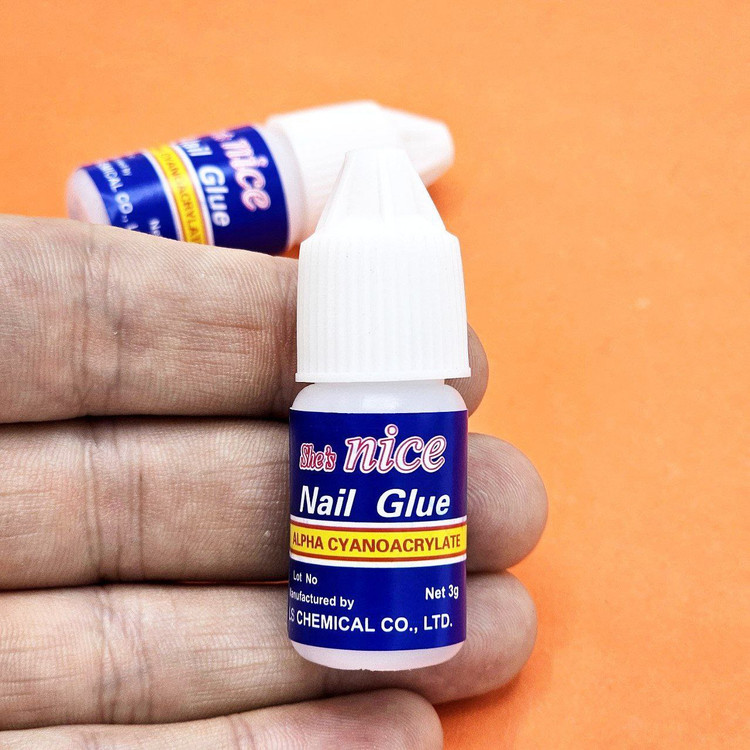 چسب ناخن قطره ای 5 گرمی برند شی نایس