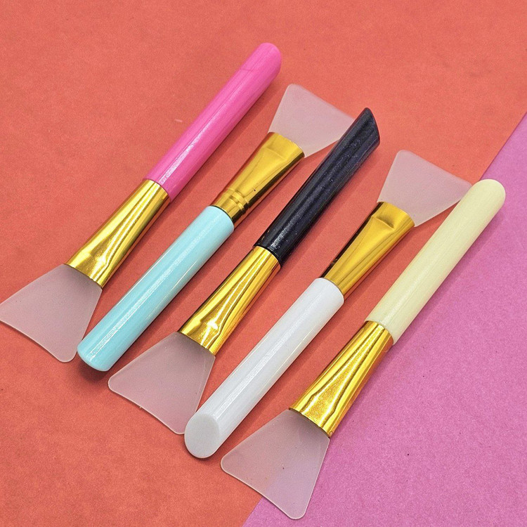 براش سیلیکونی مخصوص زدن انواع ماسک