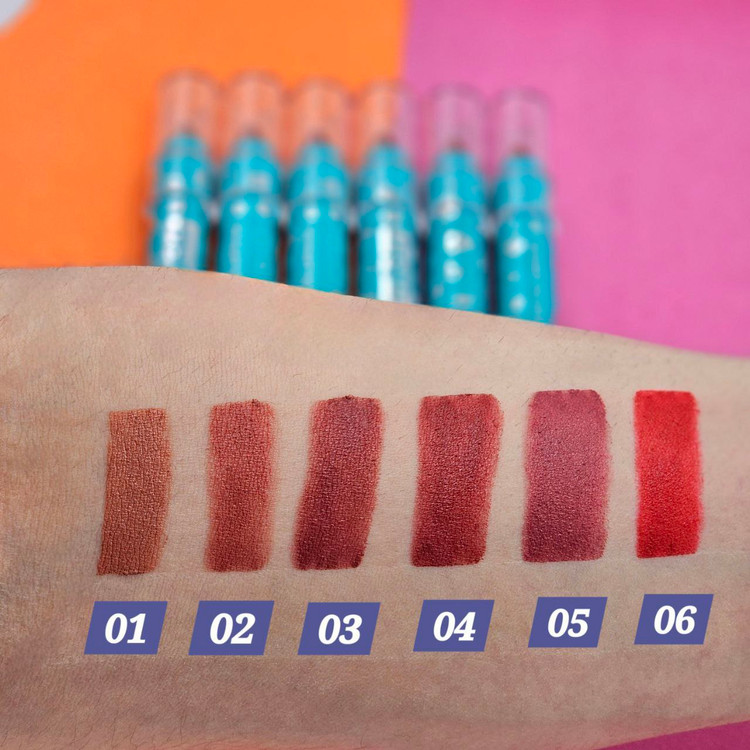 رژلب مدادی پیچی برند کالیستا