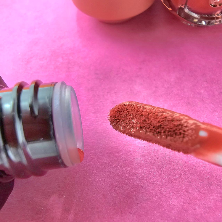 رژ لب مایع مات برند رمانتیک مای