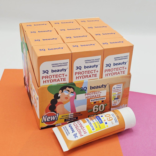 ضدآفتاب اصلی بی رنگ SPF 60 برند 3Q beauty