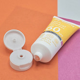 ضدآفتاب اصلی بی رنگ SPF 60 برند 3Q beauty