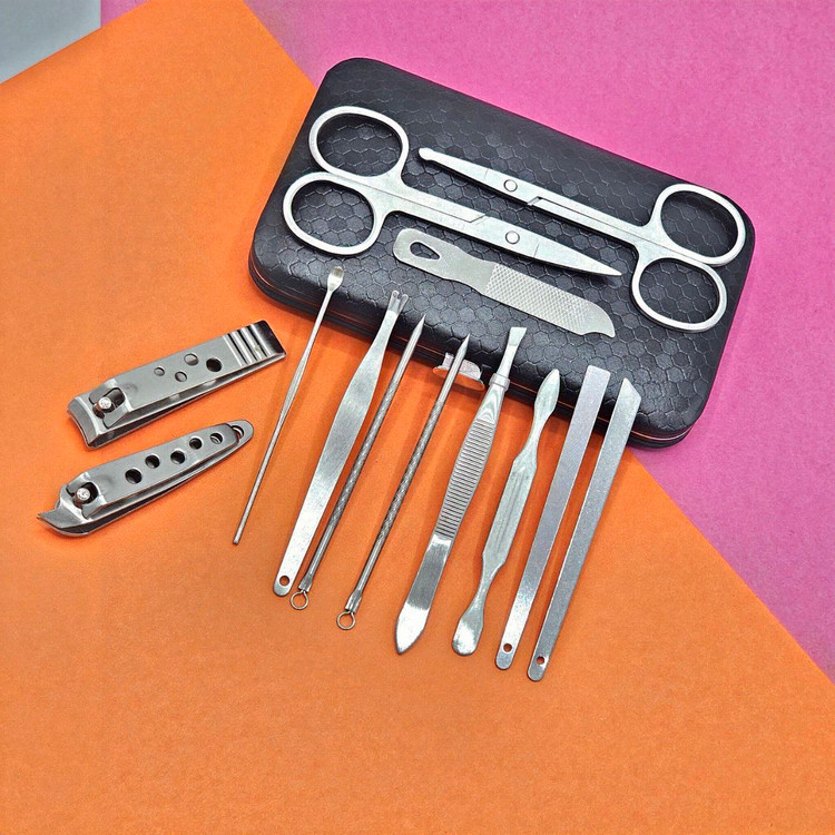 ست مانیکور 13 تکه تیتانیومی سایز کوچک