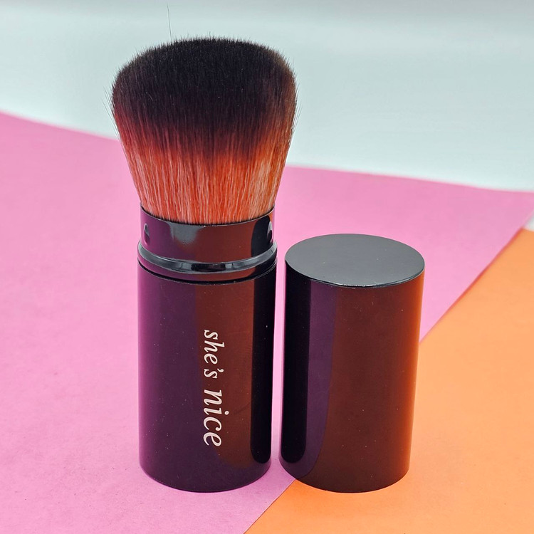 فرچه رژگونه فلزی برند شی نایس