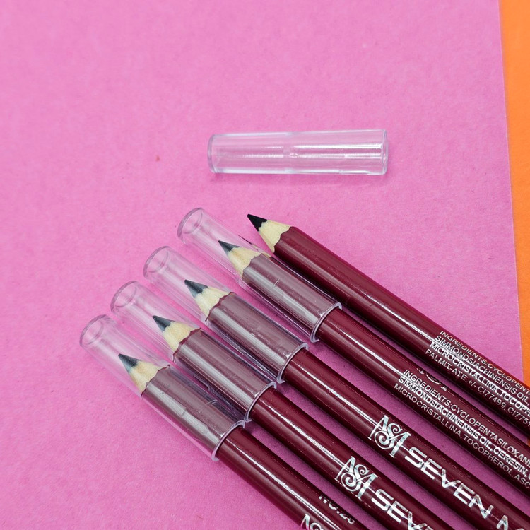 مداد چشم ( مشکی ) روغنی برند 7max