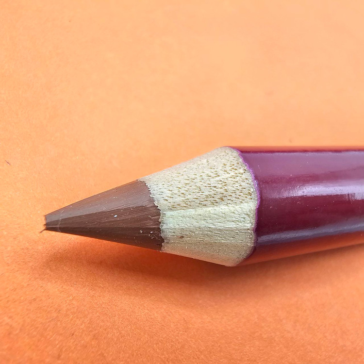 رژلب مدادی با کیفیت و روان برند 7MAX سون مکس