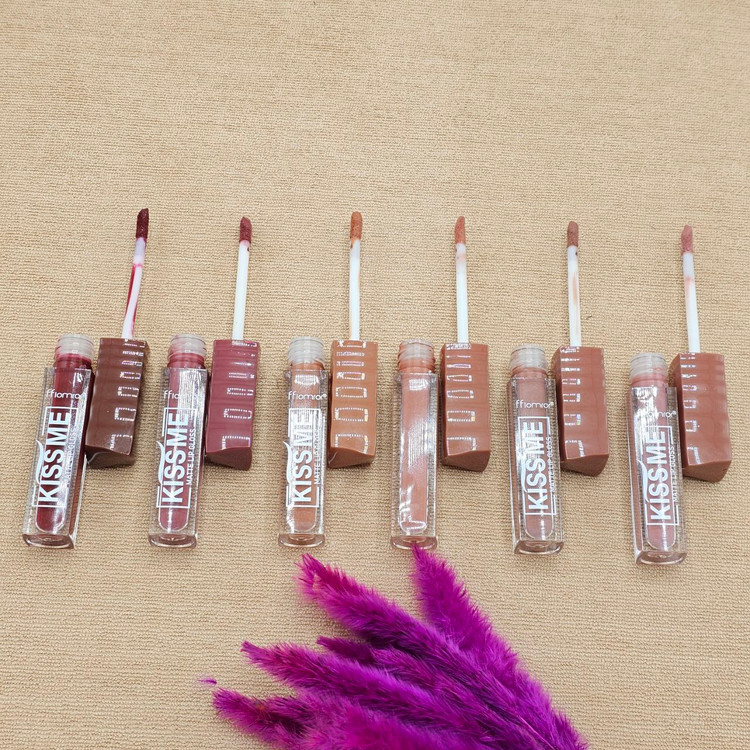 رژلب مایع برند کیس می