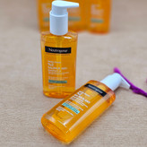 ژل شست و شوی صورت نیتروژینا