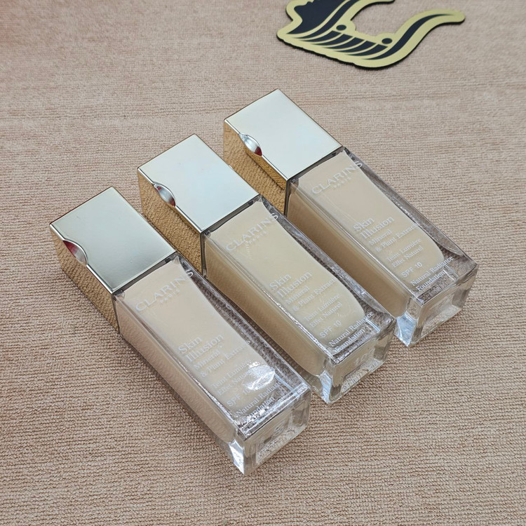 کرم پودر و کرم گریم فوقالعاده کلارنس