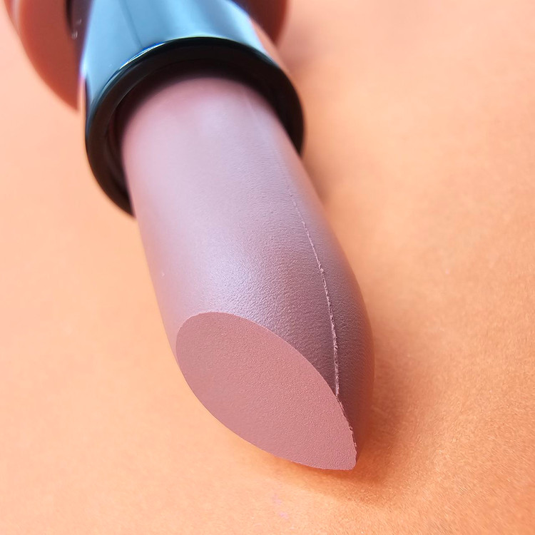 رژلب جامد برند تاتو سری A