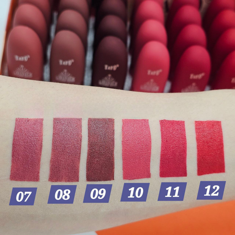 رژلب جامد برند تاتو سری B