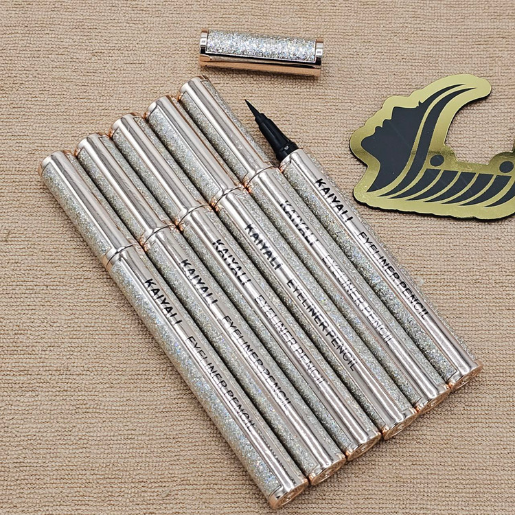 خط چشم قلمی کایلی