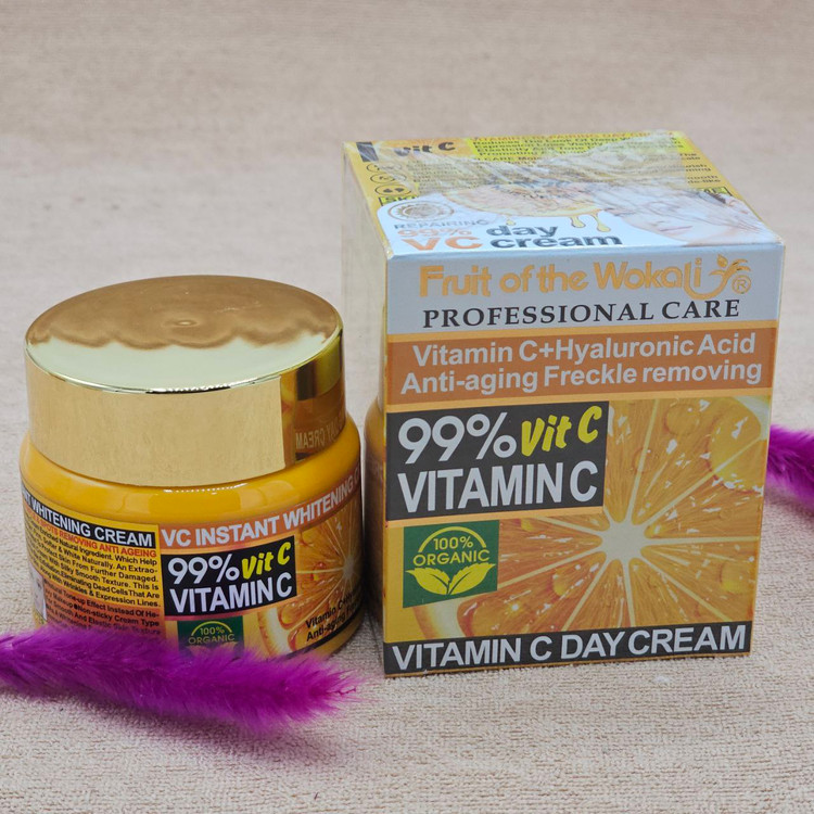 کرم سفید کننده و روشن کننده ویتامین سی وکالی