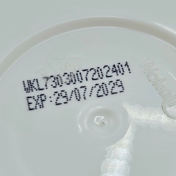 کرم سفید کننده و آبرسان شیر الاغ برند وکالی