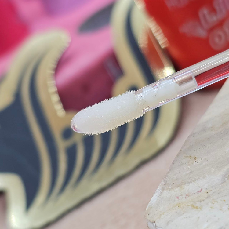 لیپ گلاس و چرب لب بیوتی