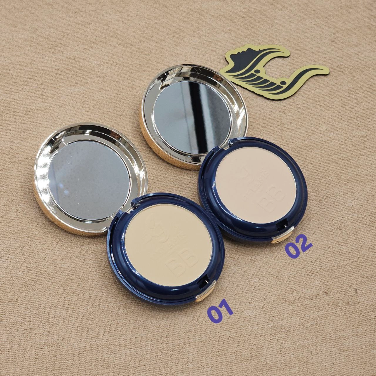 پنکک دو طبقه حاوی BB کرم برند گلاریس