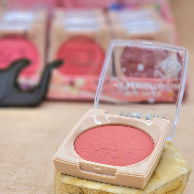 رژگونه تک رنگ مات برند پینک کی