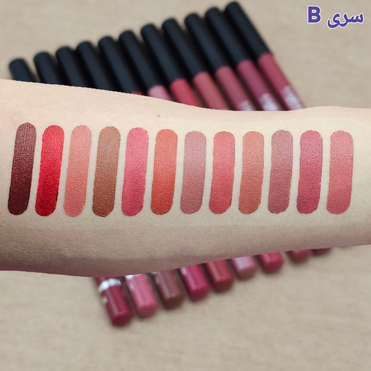 رژلب مدادی نرم و مخملی برند کالیستا