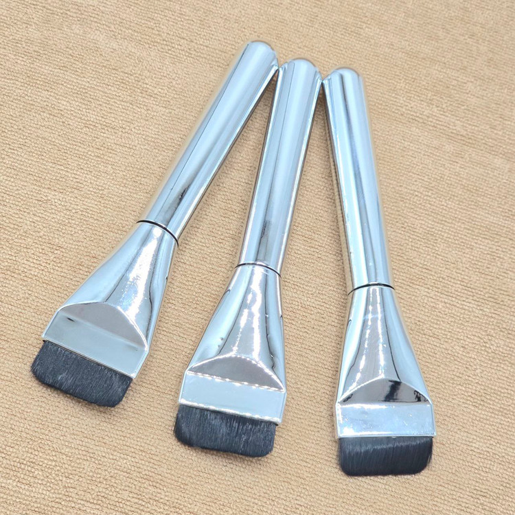 براش جادویی کرم پودر سر تخت