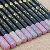 رژلب مدادی شاین دار برند نایس