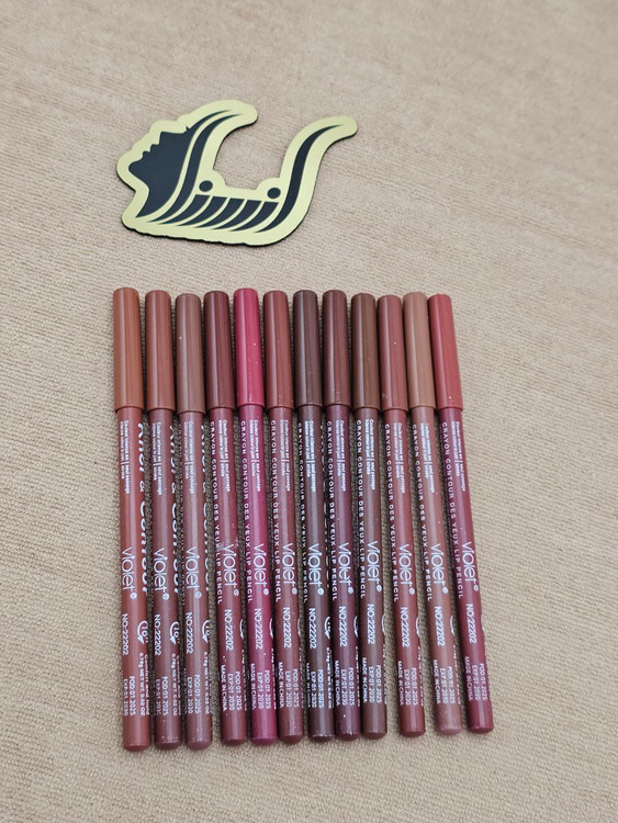 خط لب ویولت بصورت 12 عددی