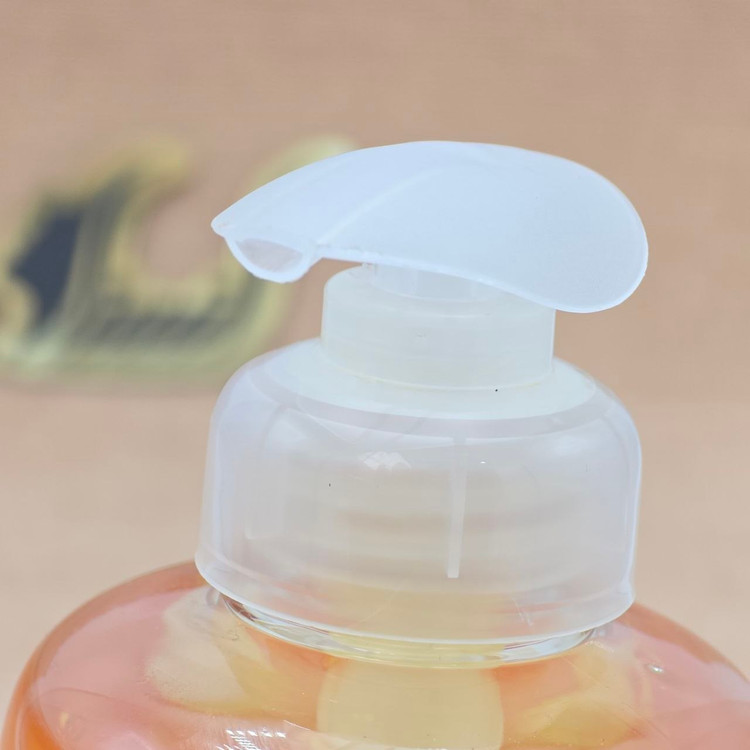 سرم روشن کننده صورت و بدن AHA