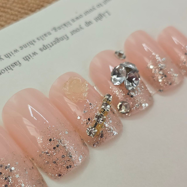 ناخن مصنوعی نگین دار برند پینک کی