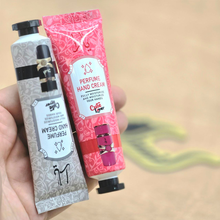 پک 5 عددی کرم مرطوب کننده رایحه ادکلنی برند یارا