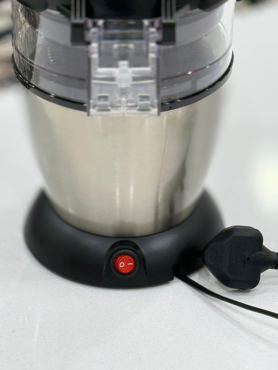 آب پرتقال گیر برند روگن مدل 3010