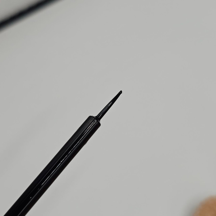 خط چشم مویی و ماژیکی پوکه فلزی برند ویولا