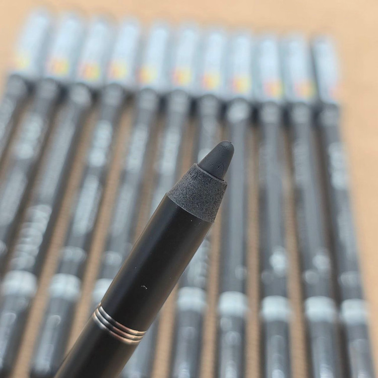 مداد چشم شمعی ضدآب برند ویولا