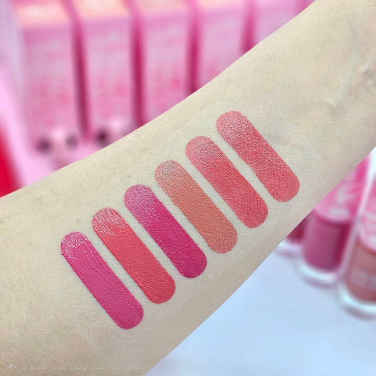 رژگونه و رژلب پد دار برند پینک کی